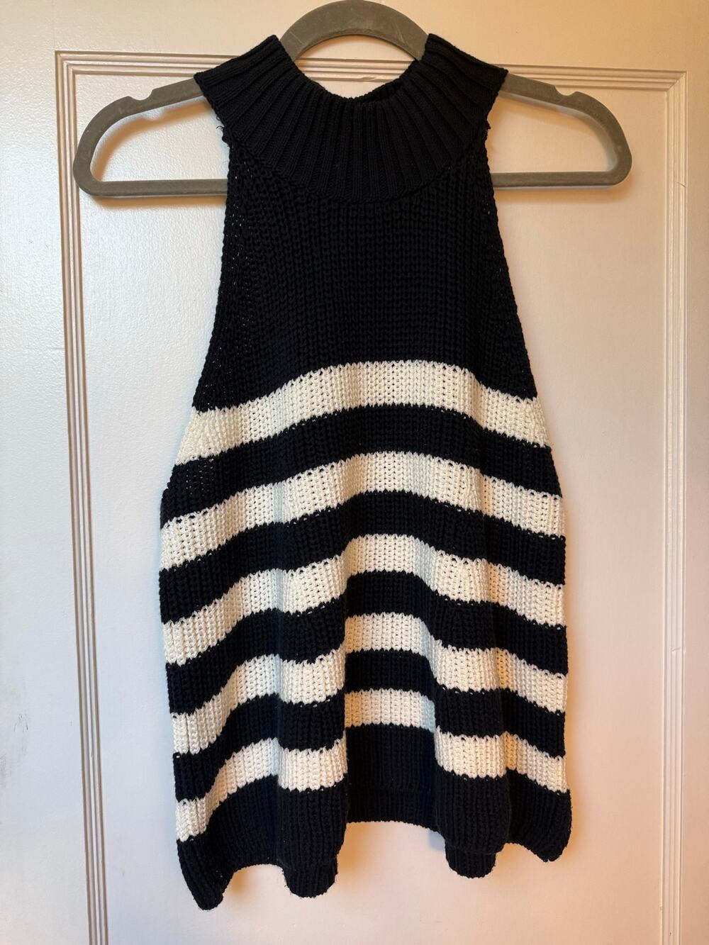 Chunky Relaxed Pilcro Mock-Neck Swing Sweater Tank